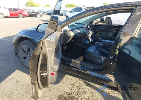 2021 Tesla Model 3 Standard Range Plus Rear-Wheel Drive from USA, damaged, VIN 5YJ3E1EA3MF867857